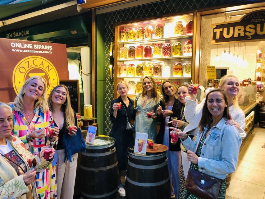 Istanbul: Guided Food and Culture Tour - Start at Karaköy Pier: finding your guide without stress