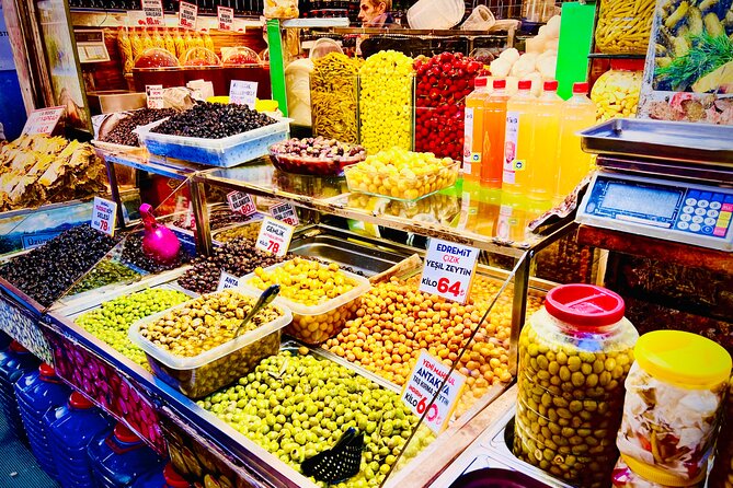 Istanbul Guided Street Food Tour Around European and Asian Sides - Entering the Istanbul Food Route: what the day feels like