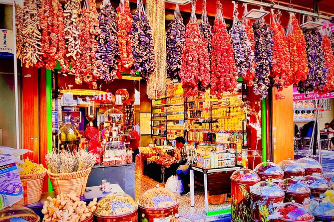 Istanbul Guided Street Food Tour Around European and Asian Sides - Ferry between Europe and Asia: the quick Bosphorus break that pays off