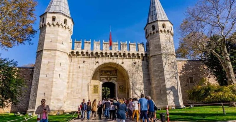 Istanbul: Guided Topkapi and Grand Bazaar with Small Group - Why Topkapi Palace feels like a city inside a city