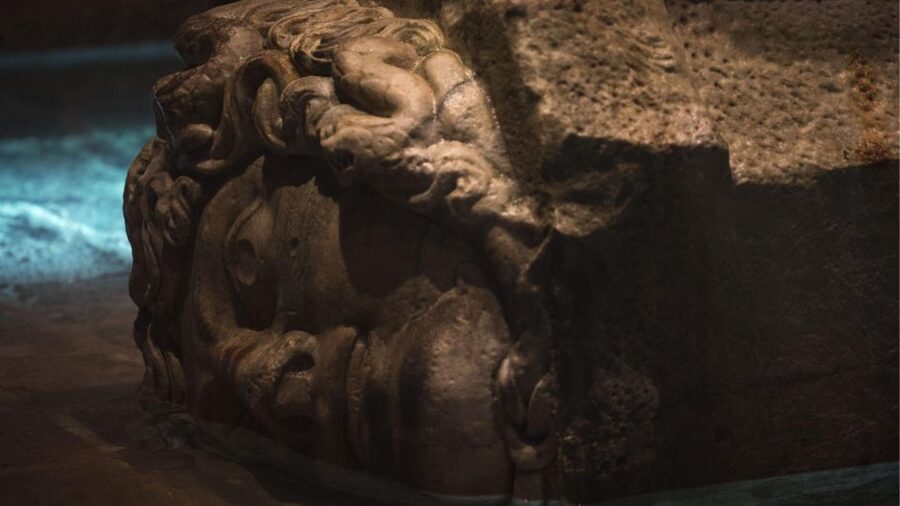 Istanbul: Hagia Sophia, Basilica Cistern & Topkapı Palace - How the Guide, Headsets, and Tech Improve the Visit