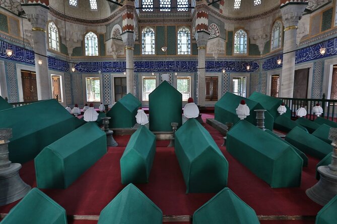 Istanbul: Hagia Sophia & Blue Mosque Guided & Small-Group Tour - Grand Bazaar free time: shopping reality, not just souvenirs
