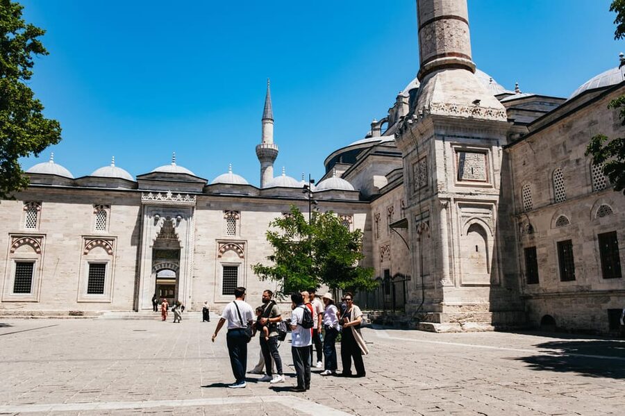Istanbul: Hagia Sophia, Blue Mosque, Suleymaniye Mosque Tour - Practical prep for a smooth visit
