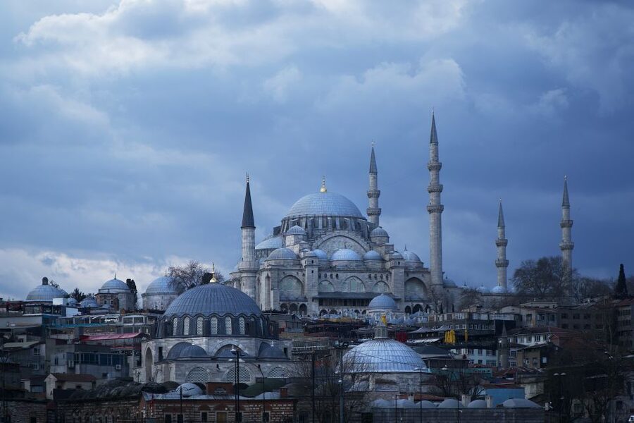 Istanbul: Hagia Sophia, Blue Mosque, Suleymaniye Mosque Tour - Small-group pacing: why guides make or break this day