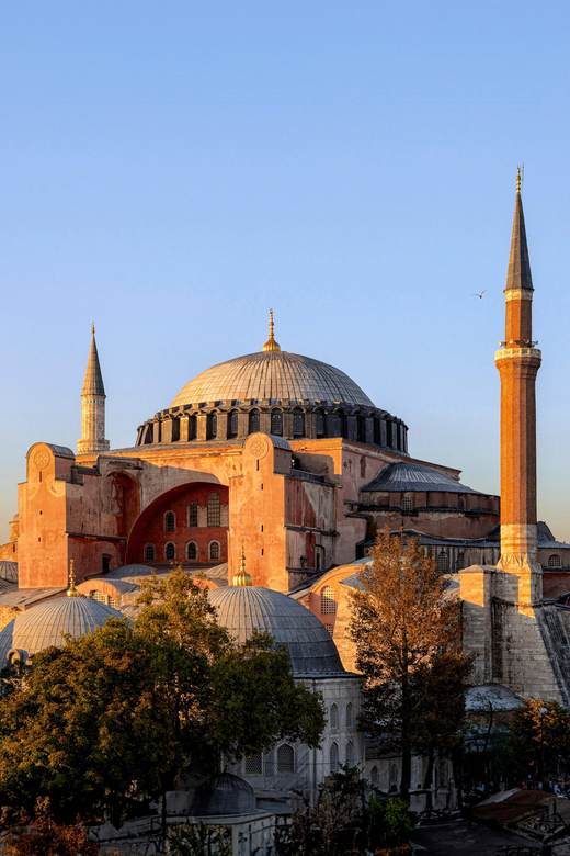 Istanbul: Hagia Sophia Mosque and Museum Skip-The-Line Combo - The 2-Minute Walk to the Mosque Visiting Area