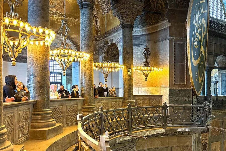 Istanbul: Hagia Sophia Tour with Optional Blue Mosque Tour - Who this tour suits best