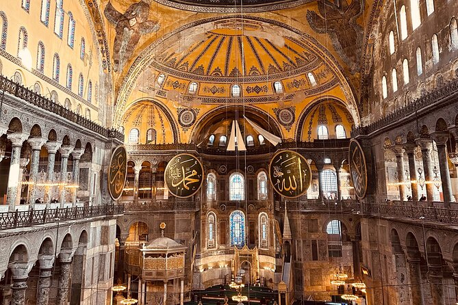 Istanbul Highlights Blue Mosque, Hagia Sophia, Cisterns and More! - A single day built around Istanbul’s power center