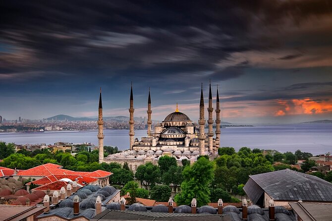 Istanbul Highlights: Guided Tour with Turkish Tea or Coffee - Meeting Point and Walking Plan (No Hotel Pickup)