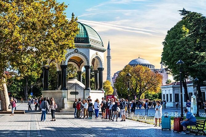 Istanbul Highlights: Half Day Morning Tour - German Fountain and Sultanahmet Square: the Europe-to-Ottoman link you won’t expect