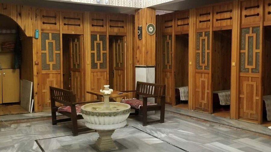 Istanbul: Historic Sifa Turkish Bath in Sultanahmet Square - Old Stone, Real Facilities: Loving It Depends on Your Style