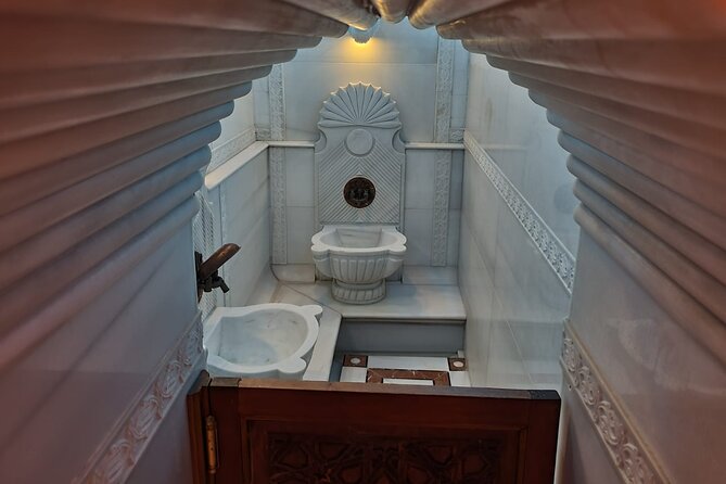 Istanbul : Historical Turkish Bath Experience in Old City - Public vs Semi-Private Baths: How Privacy Works Here