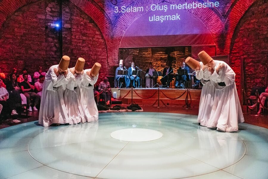 Istanbul: Hodjapasha Whirling Dervishes Show & Exhibition - The whirling and the music: what you’ll hear and notice