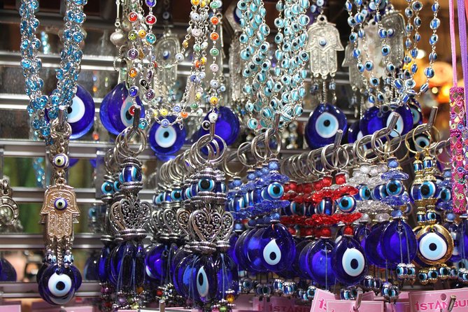 Istanbul Imperial & Bosphorus Tour - Incl. Lunch - Spice Bazaar (Misir Çarşısı): scents, spices, and quick hits