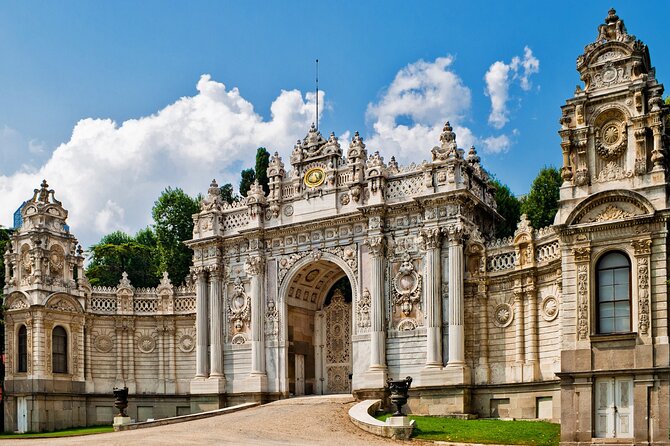 Istanbul Islamic Heritage Tour: Sacred Tombs & Eyup Sultan Mosque - Getting There: 9:30 Start, Mobile Ticket, and a Group of Up to 40