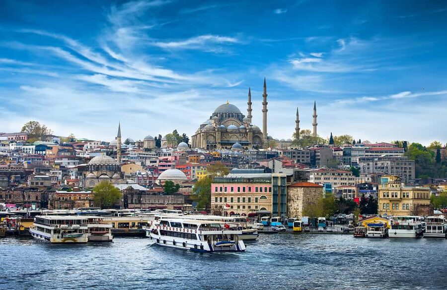 Istanbul: Kadikoy Food Tour with 12+ Delicacies Tastings - Kadıköy Food Tour: What Makes This Corner of Istanbul Worth Your Time