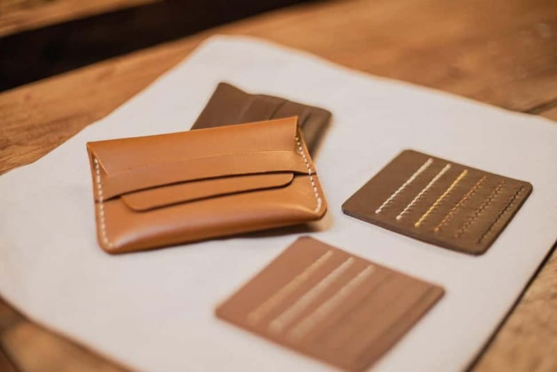 Istanbul: Leather Crafting Workshop with Snacks and Drinks - From glue to polished edges: the finishing matters