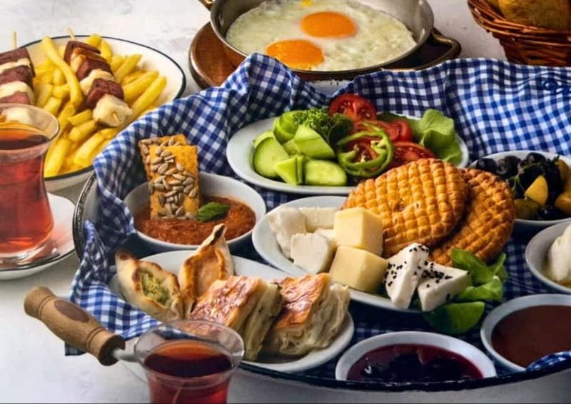 Istanbul: Morning Bosphorus Yacht Cruise w/Turkish Breakfast - Should You Book This Bosphorus Yacht Breakfast Cruise?