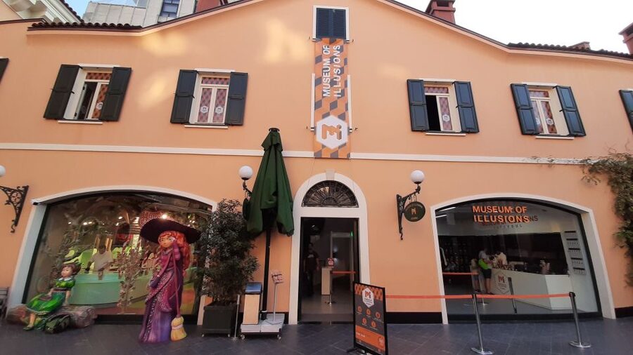 Istanbul: Museum of Illusions Ticket - Should you book the Museum of Illusions Istanbul ticket?