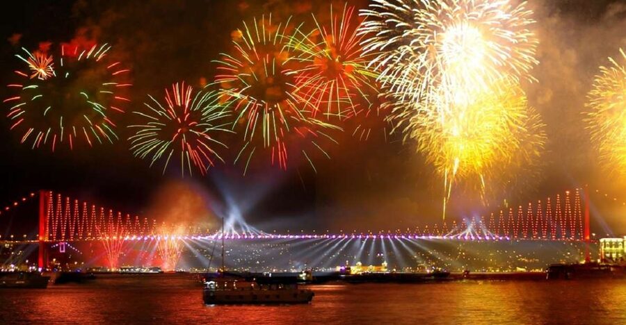 Istanbul: New Year's Eve Cruise Between Two Continents - Key things to know before you go