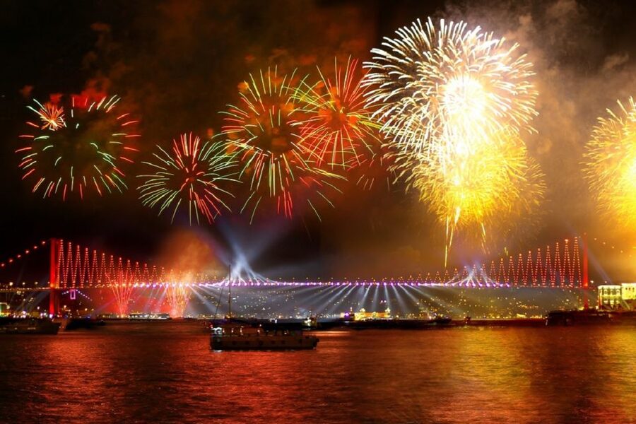 Istanbul: New Year's Eve Cruise Between Two Continents - Boarding and transfers: the part that can make or break your night