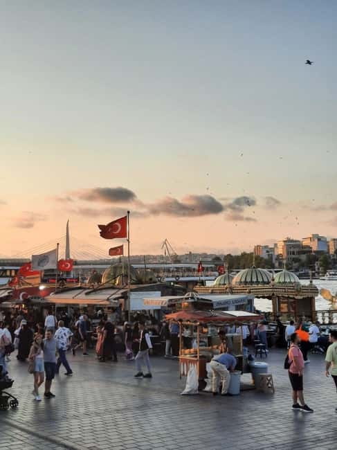 Istanbul: Night Private Guided City Tour - Guides Like Sectin and Türkan: What Good Private Guidance Actually Looks Like