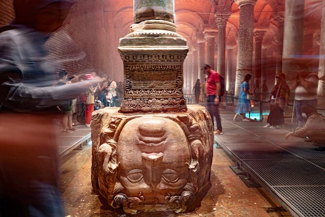 Istanbul Old City: Basilica Cistern - Blue Mosque - Grand Bazaar - Grand Bazaar and a carpet workshop: value if you keep your goal simple