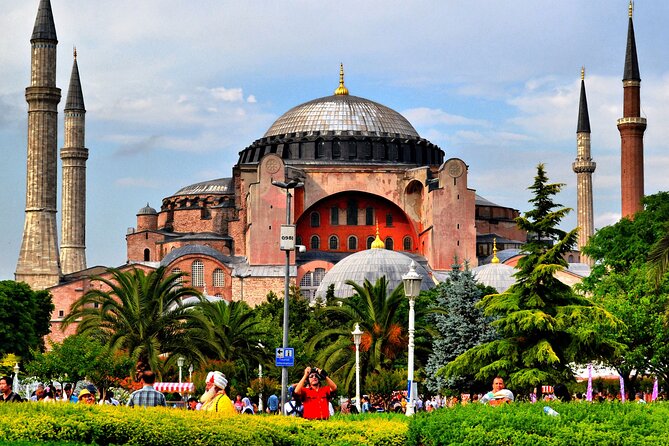 Istanbul Old City Guided Walking Tour - Hagia Sophia Grand Mosque: the big lesson is context