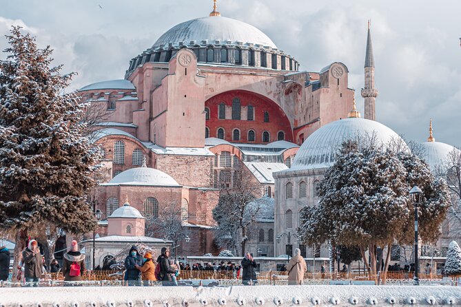 Istanbul Old City Highlights Tour with Licensed Guide - Topkapi Palace: Ottoman power, courtyards, and the zones people miss