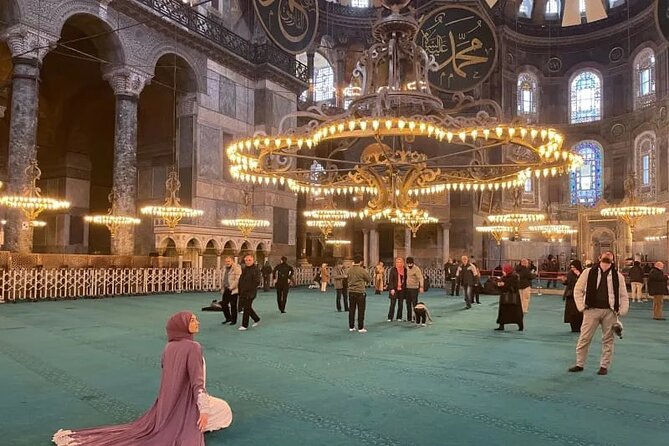Istanbul Old City Tour - Blue Mosque Interiors and Friday Worship Rules