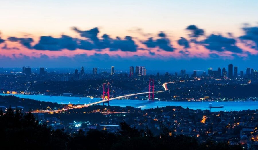 Istanbul: Old Town Tour and Bosphorus Lunch Cruise - Timing, Energy, and What to Bring