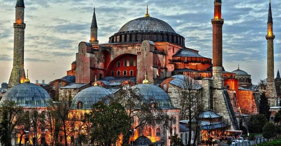 Istanbul: Old Town Tour and Bosphorus Lunch Cruise - Hagia Sophia: More Than a Famous Interior