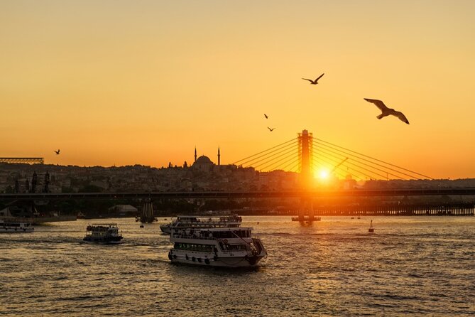 Istanbul Panoramic Evening Bus Tour - European and Asian neighborhoods: the city’s “two sides” feel real