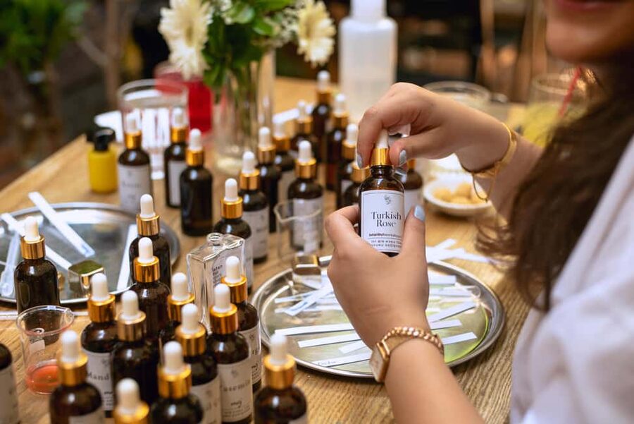Istanbul: Perfume Workshop at Old Wooden Mansion, 80+ Oils - 80+ Oils: How You Choose Without Getting Overwhelmed