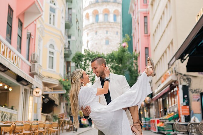 Istanbul Photoshoot at Top Spots - Step-by-step route: Blue Mosque to Hagia Sophia (iconic, but timed)