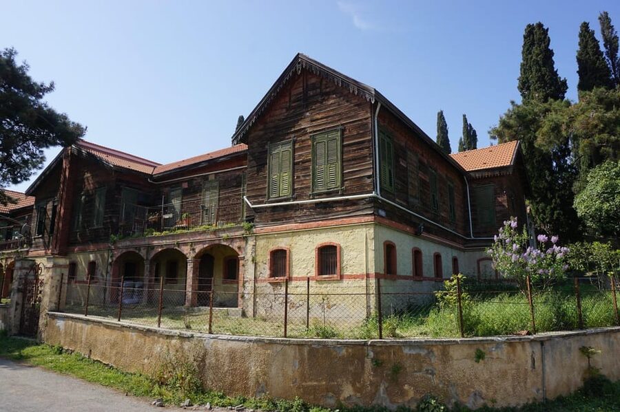 Istanbul Princes island Tour visiting 2 island - Price and Logistics: What $47 Buys You (and What It Doesn’t)