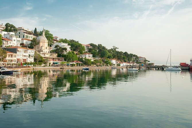 Istanbul Princes Island Tour with Lunch & Hotel Transfer - Buyukada: The Island That Feels Like the Main Character