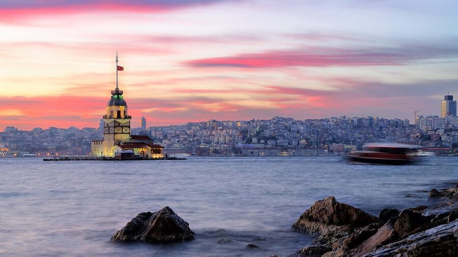 Istanbul: Private Bosphorus Strait Sightseeing Yacht Cruise - Key things to know before you go