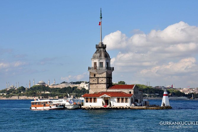Istanbul: Private City Highlights Guided Tour - Blue Mosque: how the tiles turn a famous building into a memorable one