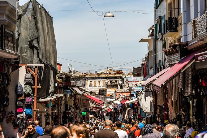 Istanbul: Private Custom Tour of Markets & Bazaars with a Local - Bargaining tips that actually help (and keep things friendly)