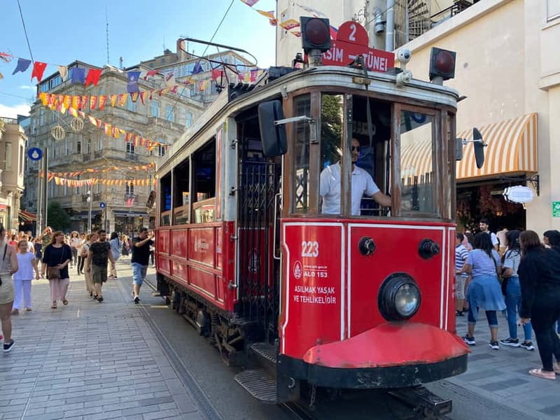 Istanbul: Private Food and City Tour with a Local Host - A Private 6-Hour Day in Istanbul, Built Around Food and Side Streets