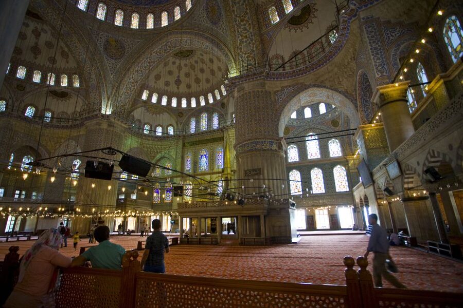 Istanbul: Private Full-Day Old City Highlights Tour - Blue Mosque and Sultanahmet Square: where the day tightens