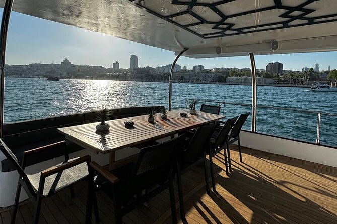 Istanbul Private Luxury Yacht on Bosphorus 25 Meter 82 Feet - Key highlights you’ll feel right away