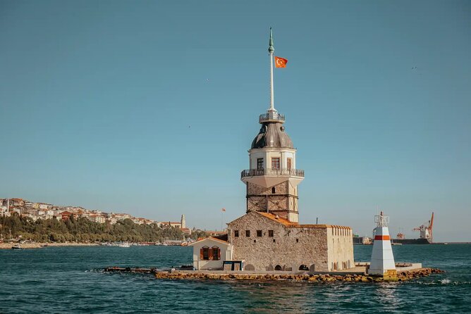 Istanbul Private Luxury Yacht on Bosphorus - European Shore Views: 30 Minutes of Big Istanbul Angles