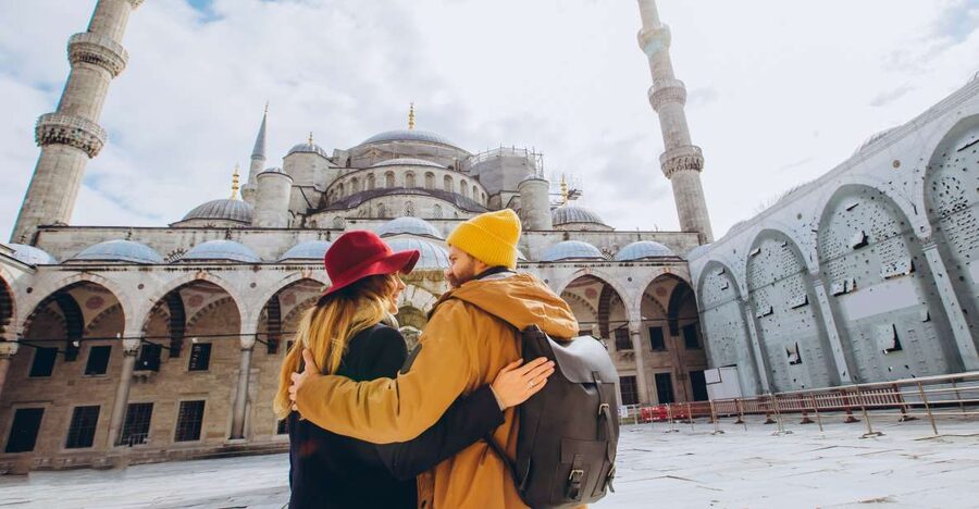 Istanbul: Private photoshoot at Hagia Sophia&Blue Mosque - Hagia Sophia photo stop: how the best angles get chosen