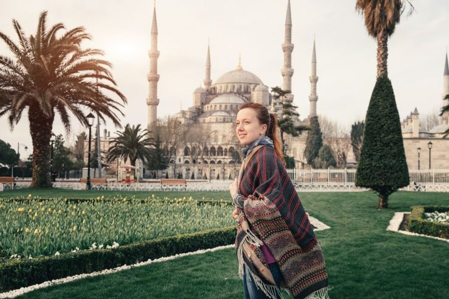 Istanbul: Private photoshoot at Hagia Sophia&Blue Mosque - Who this photoshoot suits best (and who might want something else)