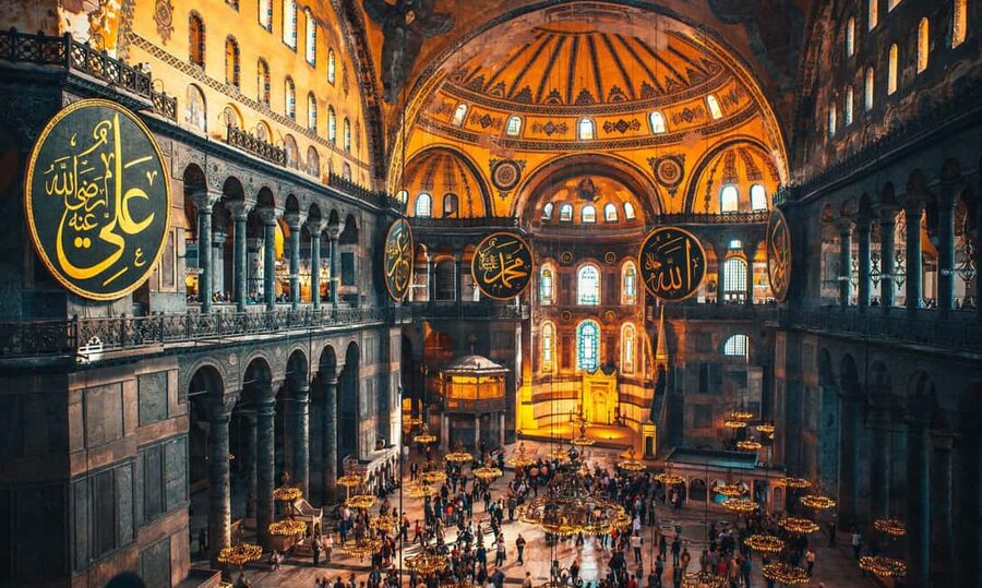 Istanbul: Private Sightseeing Tour in Multiple Languages - Quick hits you’ll actually use