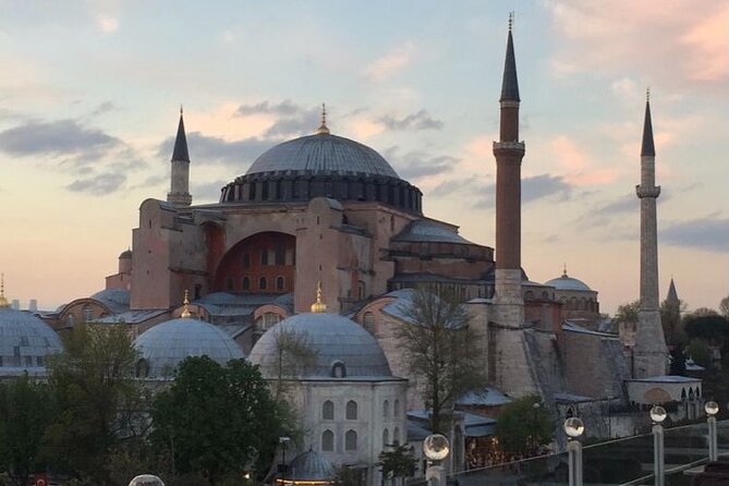 Istanbul Private Walking Highlights Tour - Blue Mosque: the 20,000-plus blue tiles stop