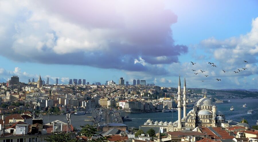 Istanbul: Private Walking Tour with a Local - Customizing the Route to Your Interests and Pace