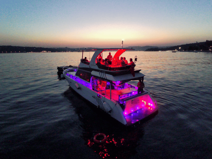 Istanbul: Private Yacht Organization on Bosphorus (14 Meter) - Why a 14-meter Bosphorus yacht feels made for special moments