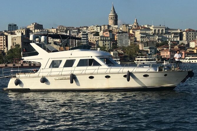 Istanbul Private Yacht Tour - 2 Hours - Comfort, Drinks, and What’s Included (and Not)